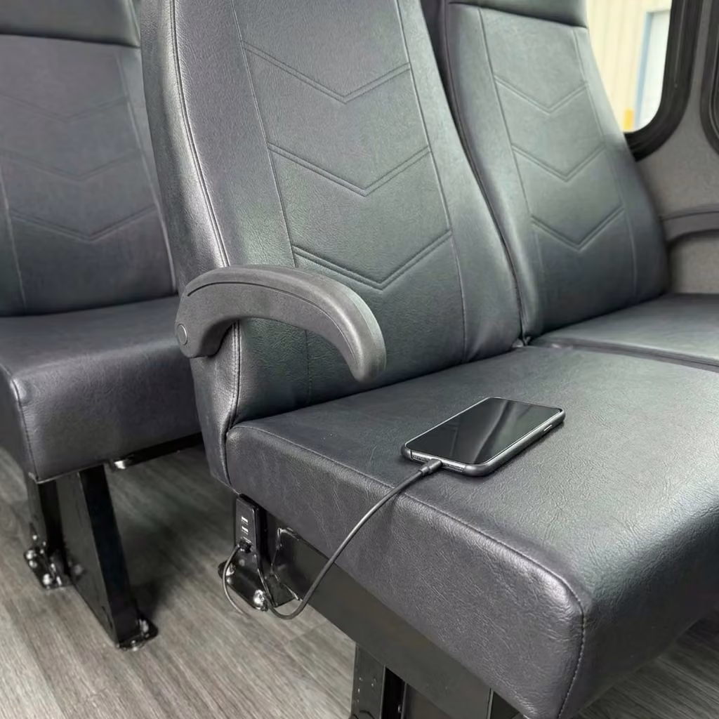 sherwood 15 passenger minibus usb charging