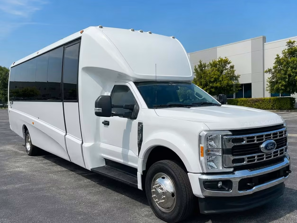 sherwood 25 passenger minibus rental
