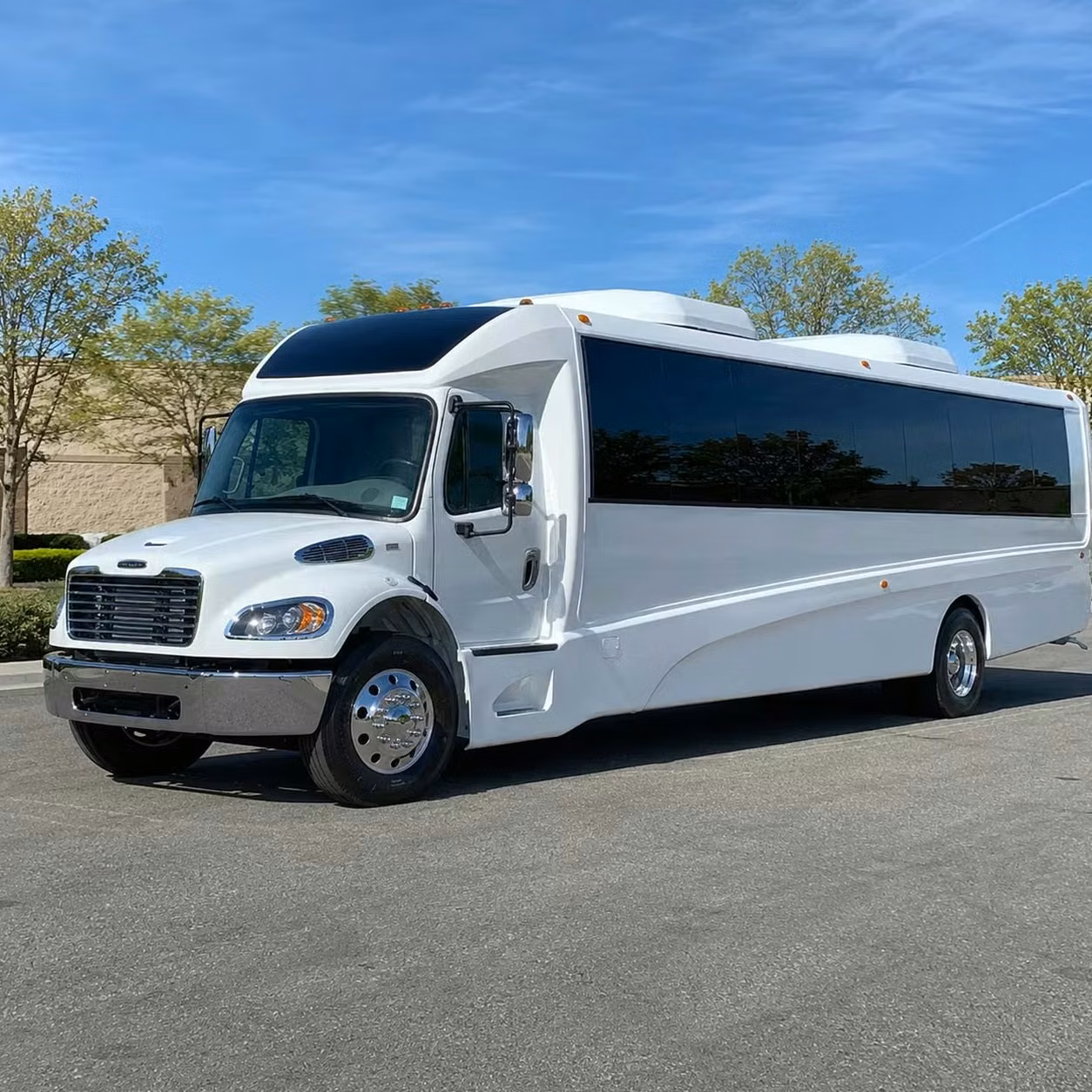 sherwood 28 passenger minibus rental