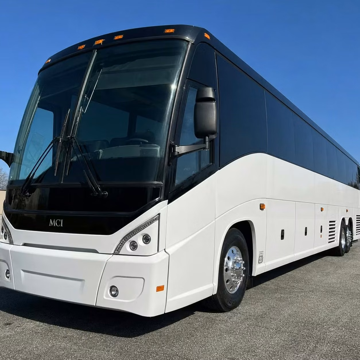 sherwood employee shuttles between sherwood airport lots and terminals