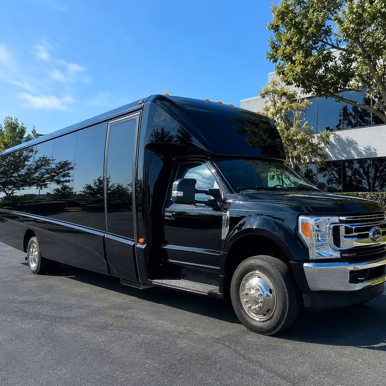 sherwood full size charter buses and minibuses for sherwood school dances