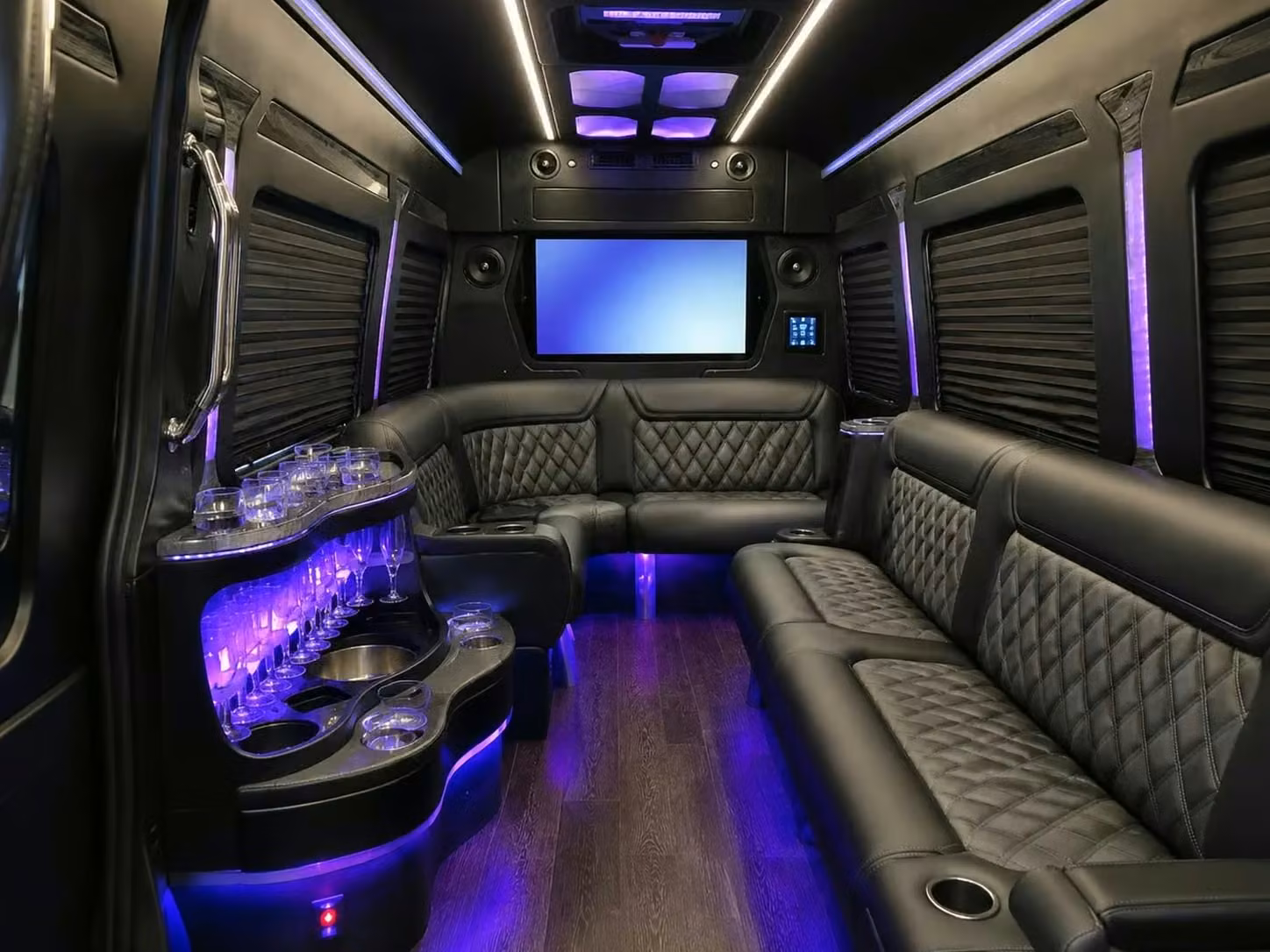 sherwood party bus smart tvs
