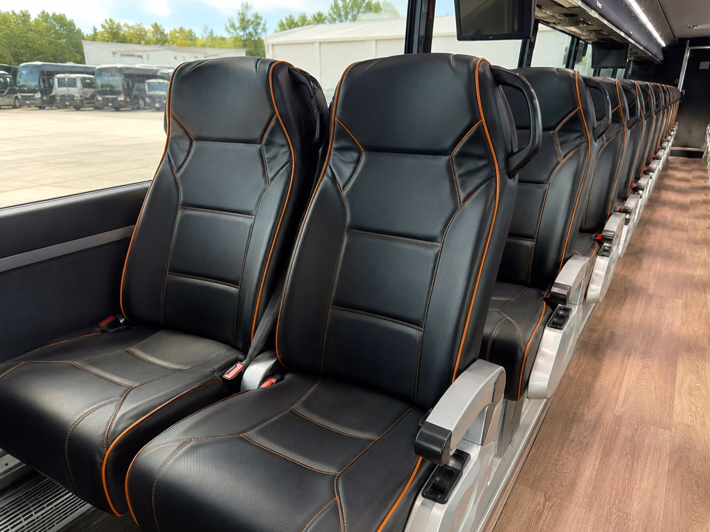sherwood rent a reliable shuttle for your wedding party